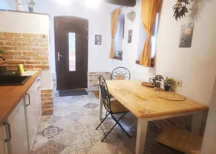 Appartamento Kuria Extra *